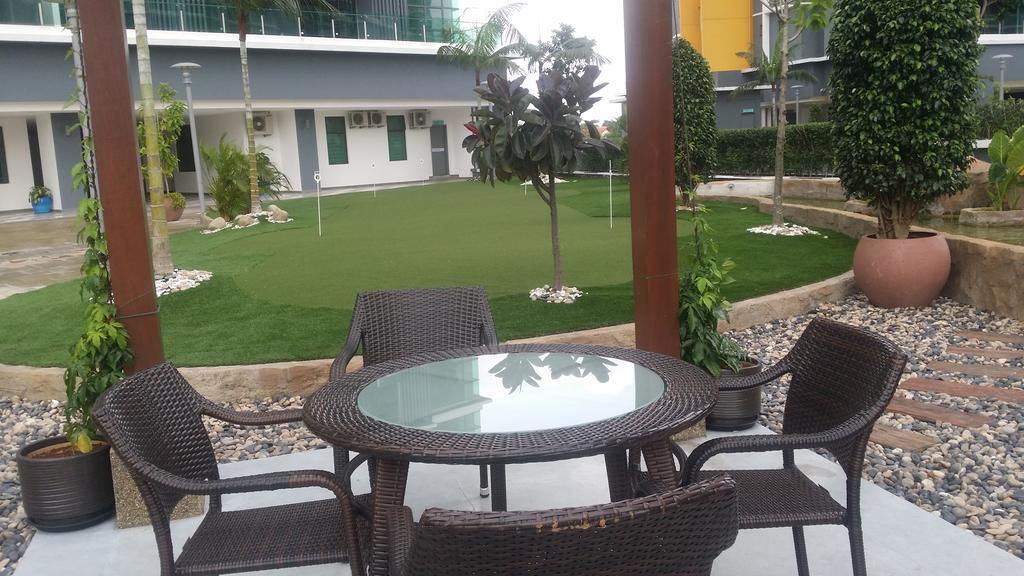 Vista Alam Studio Units - Pool, Food Court Σαχ Αλάμ Εξωτερικό φωτογραφία