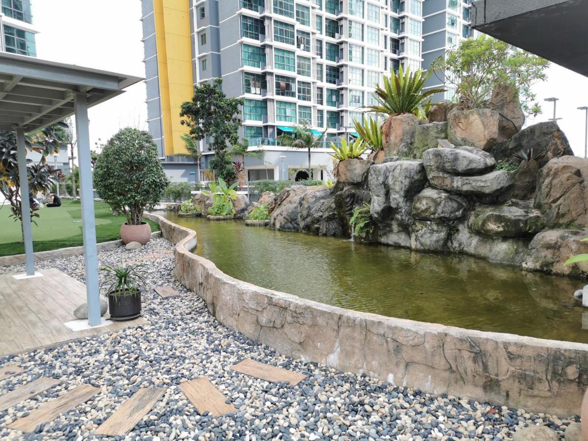 Vista Alam Studio Units - Pool, Food Court Σαχ Αλάμ Εξωτερικό φωτογραφία